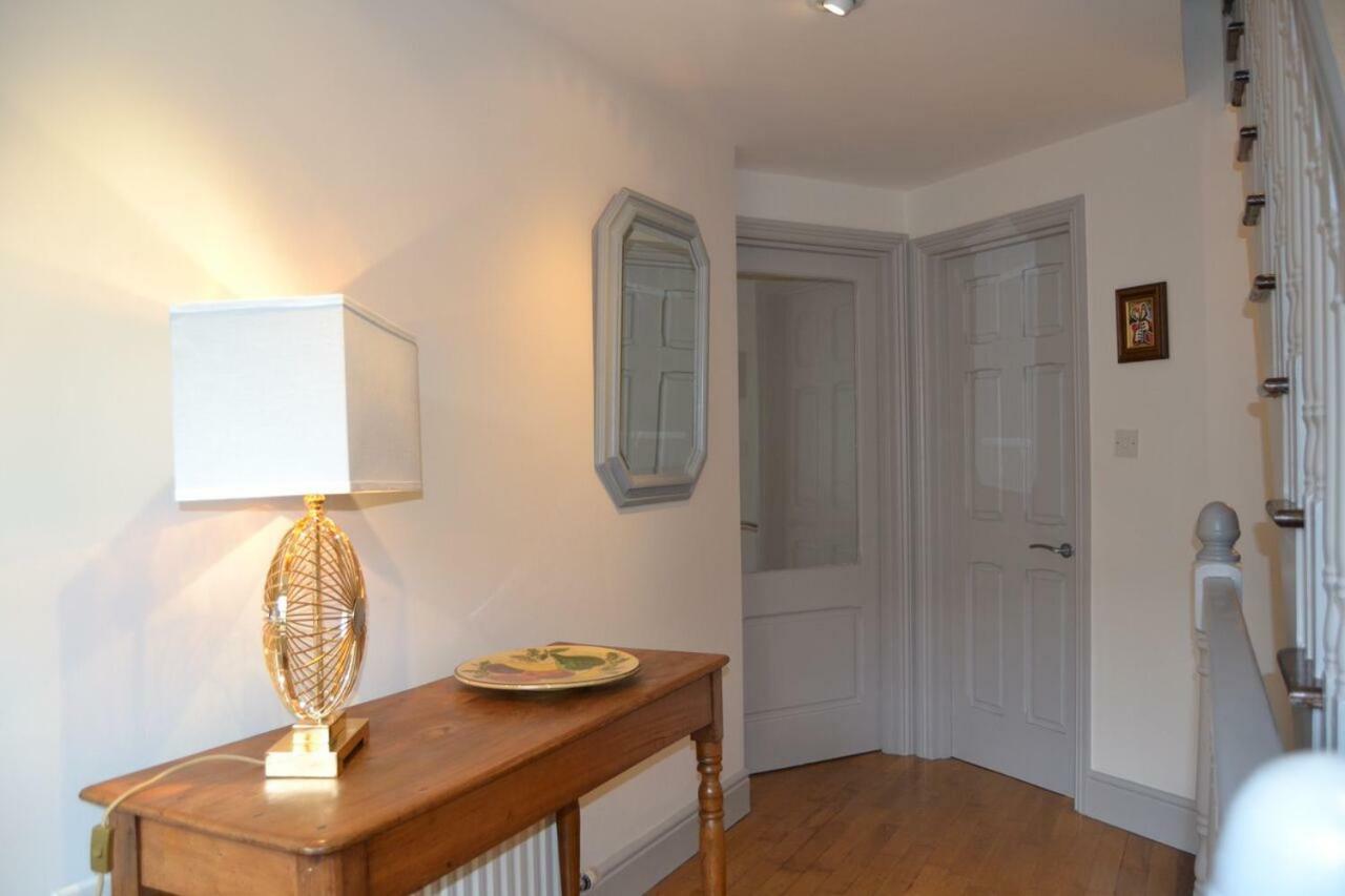 Dingle Townhouse Villa Buitenkant foto