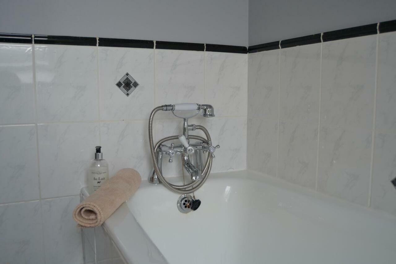 Dingle Townhouse Villa Buitenkant foto